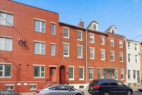 1127 Green St, PHILADELPHIA, PA, 19123-3313 | Card Image
