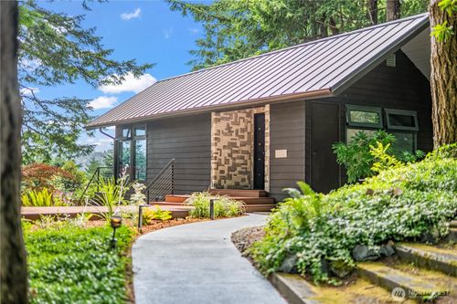 6631 Cromwell Beach Dr Nw, Gig Harbor, WA, 98335-7513 | Card Image