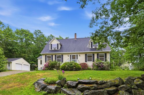 3 High Ground Rd, Newcastle, ME, 04553-3058 | Card Image