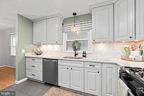 10306 Greenside Dr, COCKEYSVILLE, MD, 21030-3326 | Card Image