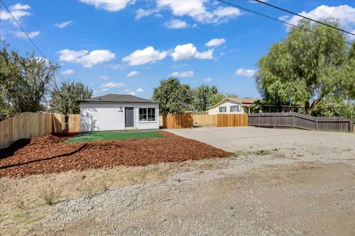 5486 Feather River Boulevard, Linda, CA, 95961 | Card Image