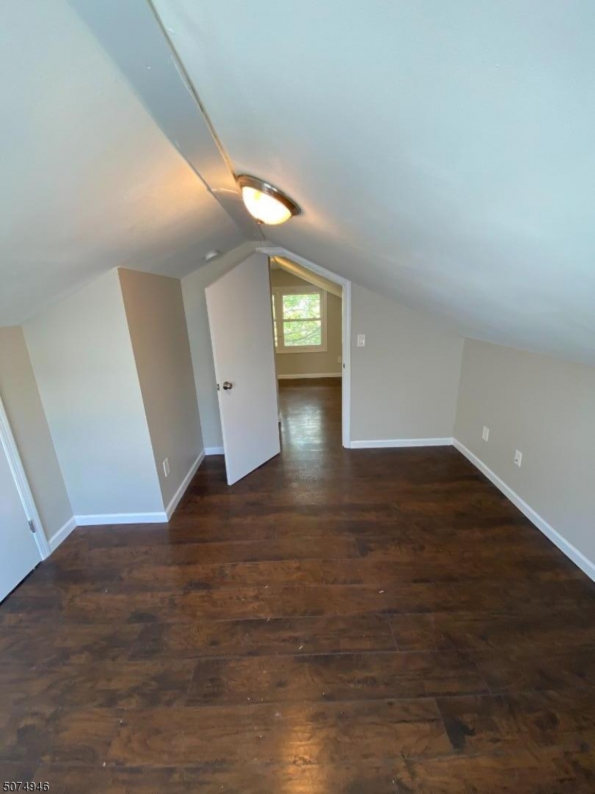 Residential Lease in Bloomfield Twp. 3