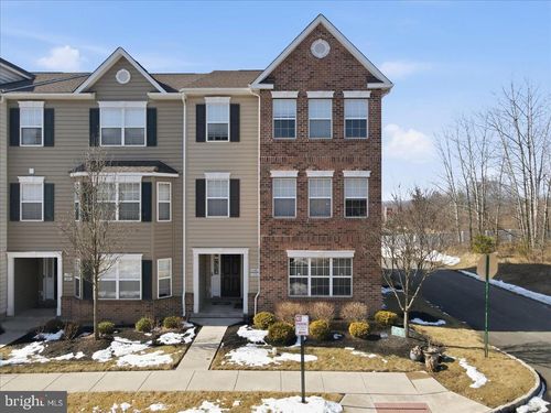 3101 Goshen Dr, PENNSBURG, PA, 18073-1291 | Card Image