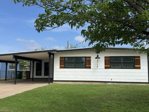 2116 Lakeside Avenue, San Angelo, TX, 76901 | Card Image