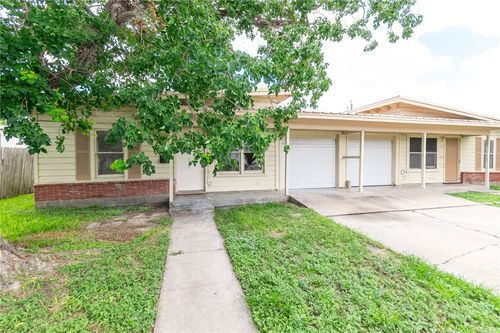 1532 Lazy Ln, Corpus Christi, TX, 78415-4910 | Card Image