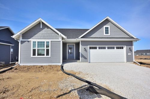 1350 Arrowood Circle, Oconomowoc, WI, 53066 | Card Image
