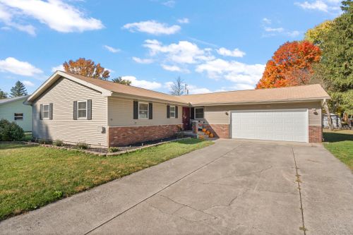 912 E Stewart Drive, Rensselaer, IN, 47978 | Card Image