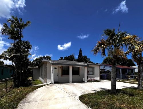 2443 Rodman St, Hollywood, FL, 33020-5845 | Card Image