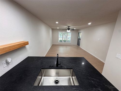 apt-150-4859 Cedar Springs Rd, Dallas, TX, 75219-1288 | Card Image