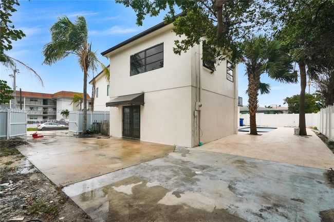 401 Wilma Cir, House other with 4 bedrooms, 3 bathrooms and null parking in Riviera Beach FL | Image 7