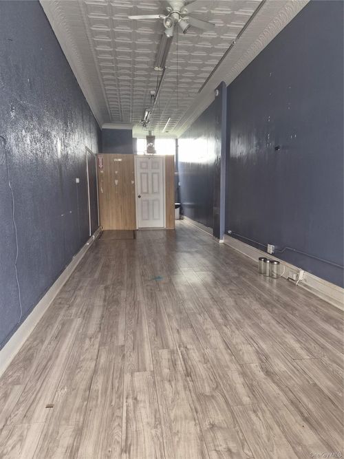 73 S 3rd Ave, Mount Vernon, NY, 10550-3302 | Card Image