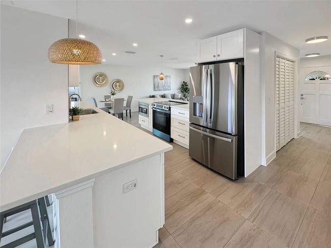 Dining Room – View Toward Dining Nook & Hallway | Image 32