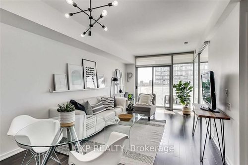 2607-103 The Queensway, Toronto, ON, M6S5B3 | Card Image