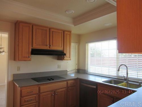 912 Mesa Ct, Chula Vista, CA, 91910-6531 | Card Image