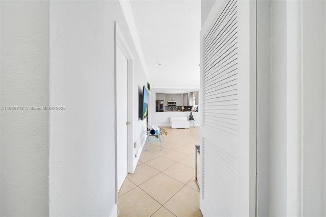 0 - 1360 W 4 Th Ln, House other with 3 bedrooms, 3 bathrooms and null parking in Hialeah FL | Image 15