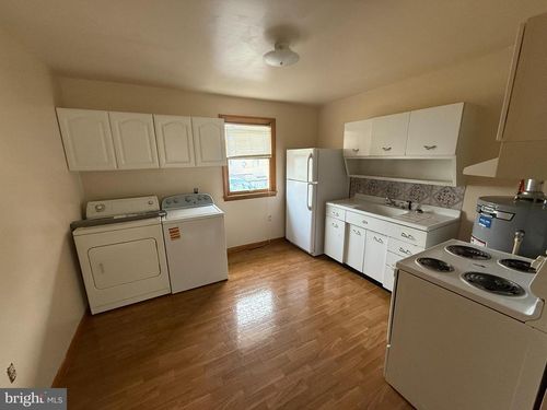 apt-3-23 C St, KEYSER, WV, 26726-2762 | Card Image