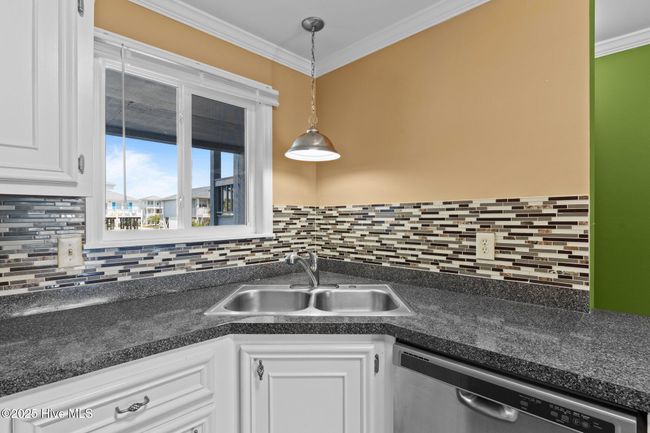 Kitchen | Image 21