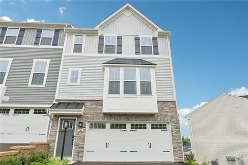 104 Filmore Dr, Canonsburg, PA, 15317-5280 | Card Image