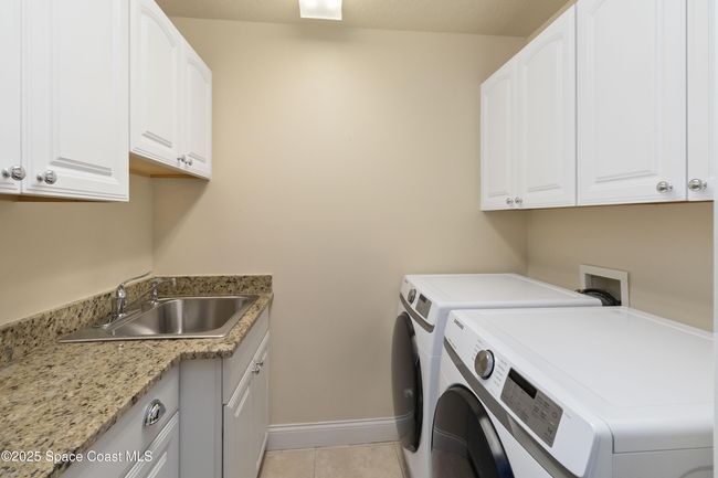 1204 - 1 Eighth Ave, Condo with 3 bedrooms, 2 bathrooms and null parking in Indialantic FL | Image 28