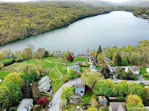2 Lakes Road, Monroe, NY, 10950 | Card Image