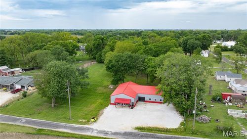 405 Fulton St, White Hall, IL, 62092-1257 | Card Image