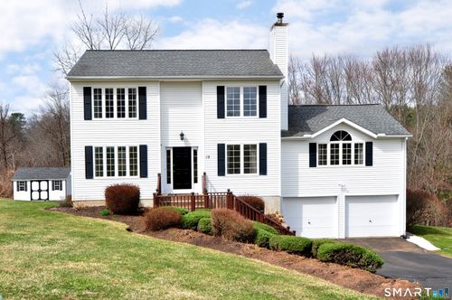 19 Washington Ridge Rd, East Granby, CT, 06026-9586 | Card Image