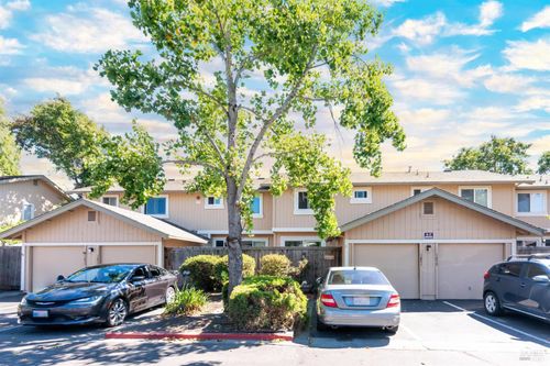 1451 Gold Way, Rohnert Park, CA, 94928-5645 | Card Image