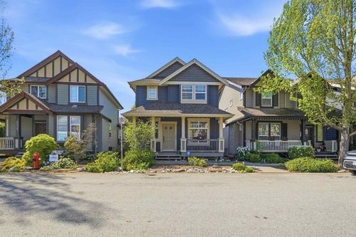 6909 208b St, Langley, BC, V2Y0G3 | Card Image