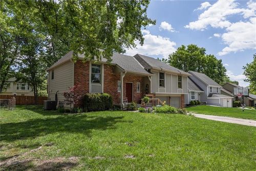 14005 S Cottonwood Dr, Olathe, KS, 66062-1923 | Card Image