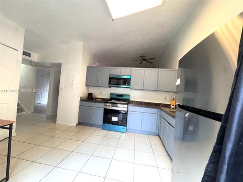4634-4634 Nw 185th St, Miami Gardens, FL, 33055-3087 | Card Image