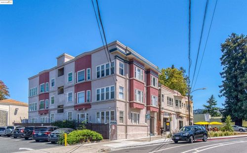 5687 Miles Ave, Oakland, CA, 94618-1267 | Card Image