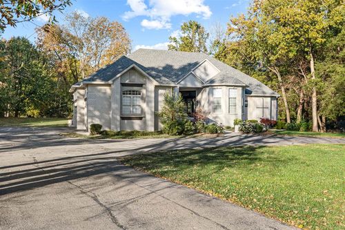 691 Covington Grove Blvd, Bowling Green, KY, 42104-6601 | Card Image