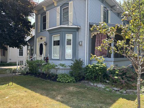 28 West St, Wellington, ON, K0K3L0 | Card Image