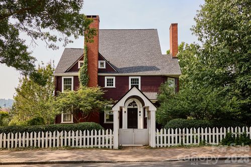 173 E Chestnut St, Asheville, NC, 28801-2339 | Card Image