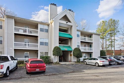 102-3959 Horse Run Gln, Newport News, VA, 23602-5470 | Card Image