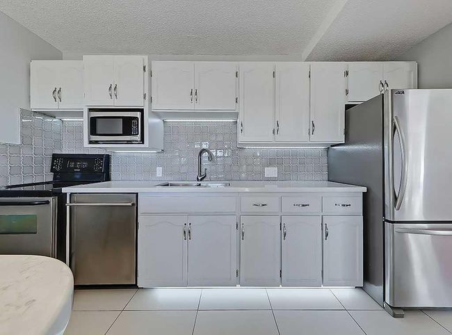 100 - 524 Cedar Crescent Sw, Condo with 2 bedrooms, 1 bathrooms and 1 parking in Calgary AB | Image 24