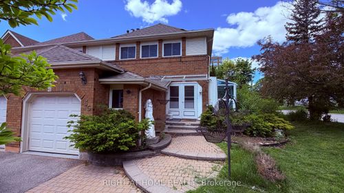 35 Davies Cres, Whitby, ON, L1N8X4 | Card Image