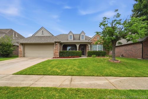 12521 S Date Pl, Jenks, OK, 74037-1069 | Card Image