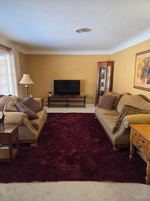 1491 Van Wagoner Dr, Saginaw, MI, 48638-4414 | Card Image