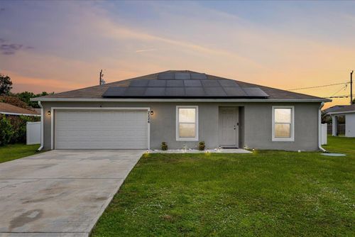 2226 Se Heathwood Cir, Port St. Lucie, FL, 34952-6926 | Card Image