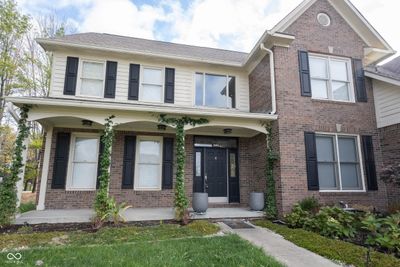 Covered front porch | Image 3