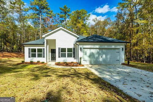 44 Holly Ln, Woodbury, GA, 30293-2685 | Card Image