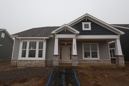 4539 Corsican Loop E, Hilliard, OH, 43026-9879 | Card Image