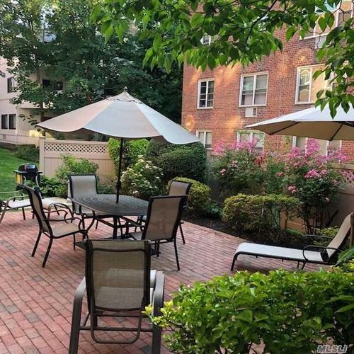 apt-1h-20 Chapel Pl, Great Neck, NY, 11021-1406 | Card Image