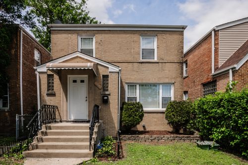 10048 S Saint Lawrence Avenue, Chicago, IL, 60628 | Card Image