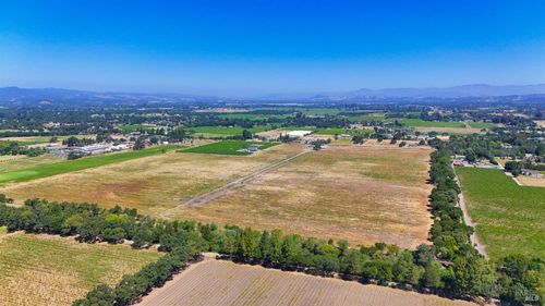 2942 Guerneville Rd, Santa Rosa, CA, 95401-4025 | Card Image