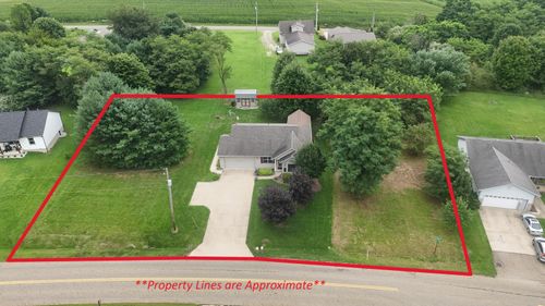 3670 Apple Valley Dr, Howard, OH, 43028-9761 | Card Image
