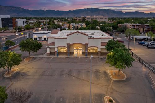 4340 San Mateo Blvd Ne, Albuquerque, NM, 87110-1234 | Card Image