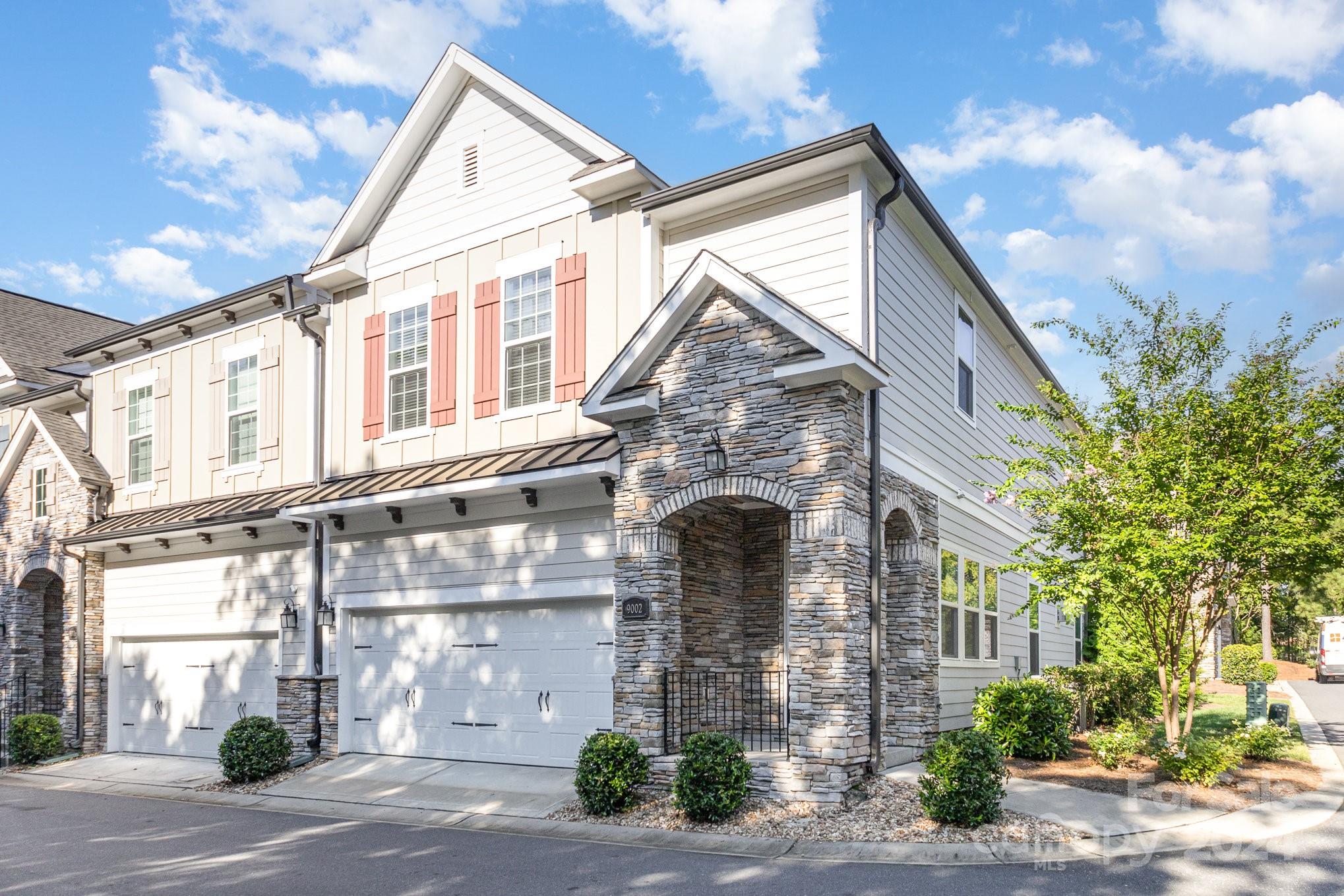 Boling Green Dr, Charlotte, NC 28277