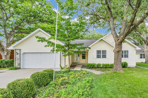 106 Chickasaw Ln, Loda, IL, 60948-9685 | Card Image